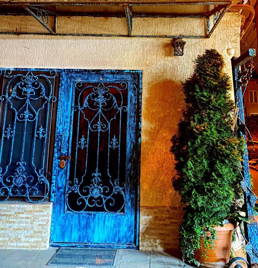 Apartment Ani Tbilisi Buitenkant foto